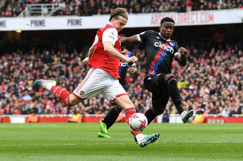 Rob Holding joins Crystal Palace on permanent transfer from Arsenal in £4m deal