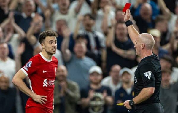 EPL continues with poor VAR and officials' decisions