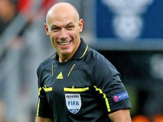 Howard Webb jets off to the Netherlands amidst VAR controversy 