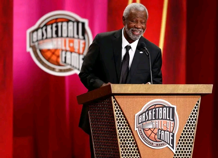 Fans Erupt in Celebration as Legendary Arkansas Coach Nolan Richardson